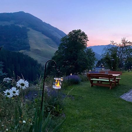 Alm Seasons Premium Chalet & Studios Saalbach-Hinterglemm Exterior foto