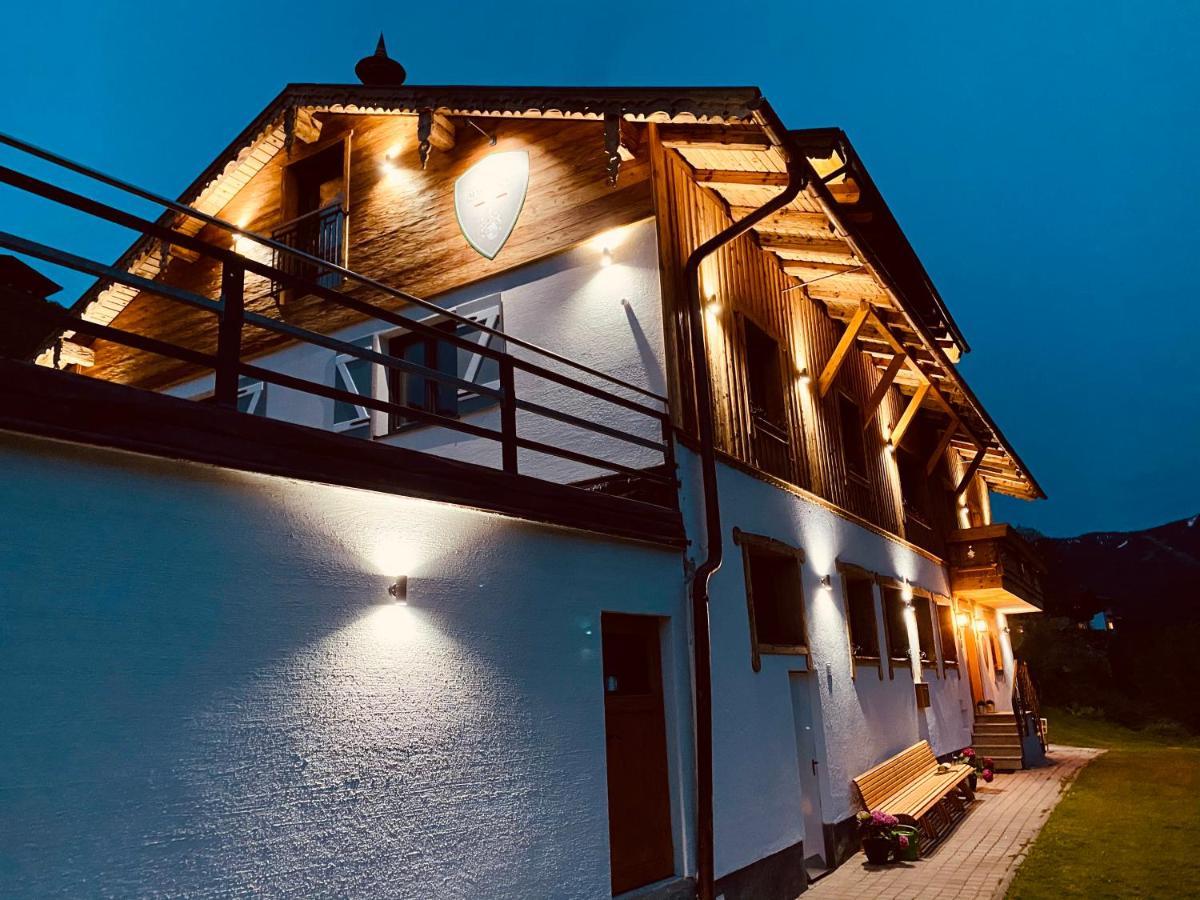 Alm Seasons Premium Chalet & Studios Saalbach-Hinterglemm Exterior foto